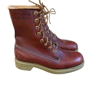 Vintage Wolverine lace up leather boots 7.5
